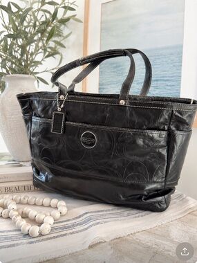 COACH BLACK PATENT LEATHER LARGE SIGNATURE C LOGO TOTE BAG CAREER TRAVEL